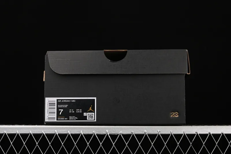 All categories Air Jordan Jordan series basketball shoes Air Jordan 1 Mid Air Jordan 1 Mid AJ1 Joe 1 Zhongbang Maca color yellow cement gray basketball shoes DA4666-001